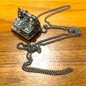 Unique piece of quartz watch necklace